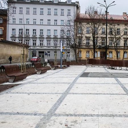 Apartament Z Jacuzzi W Sercu Krakowa エクステリア 写真
