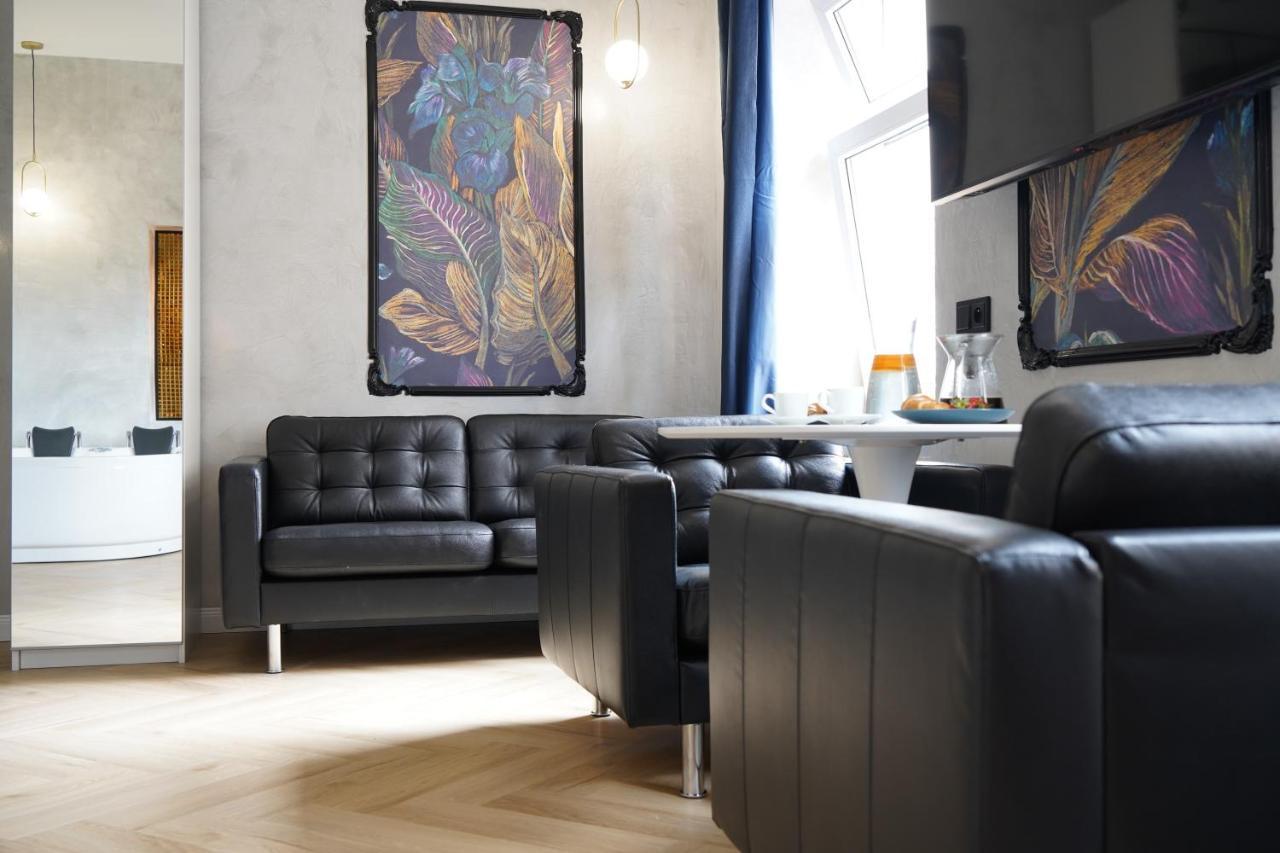 Apartament Z Jacuzzi W Sercu Krakowa エクステリア 写真