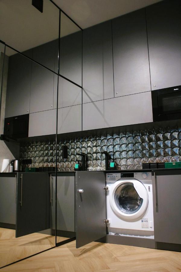 Apartament Z Jacuzzi W Sercu Krakowa エクステリア 写真